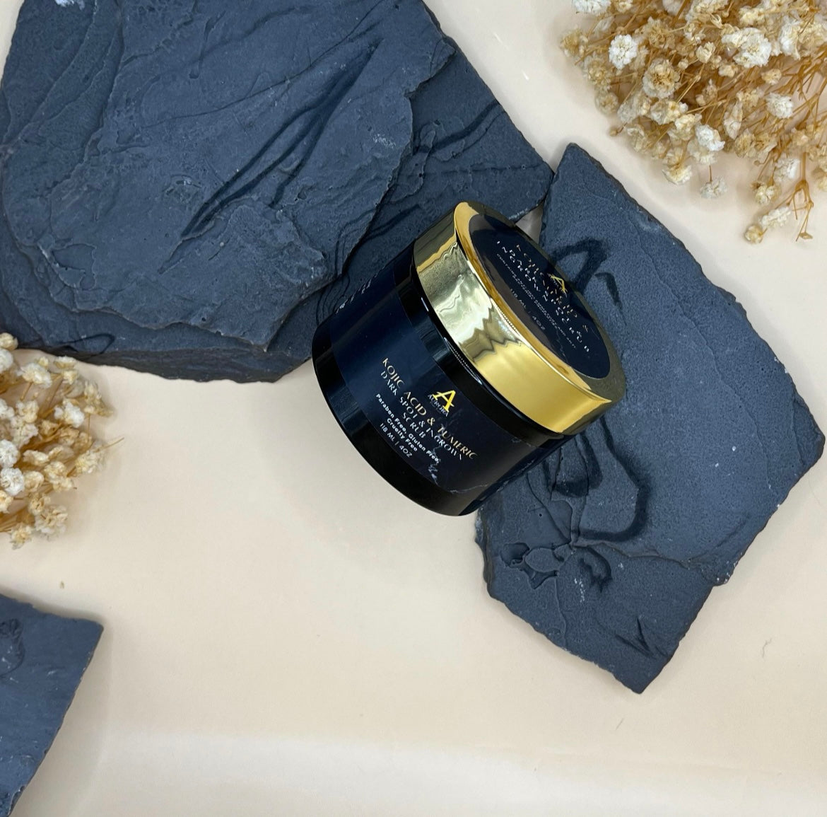 Kojic Acid & Turmeric Dark Spot & Ingrown Scrub