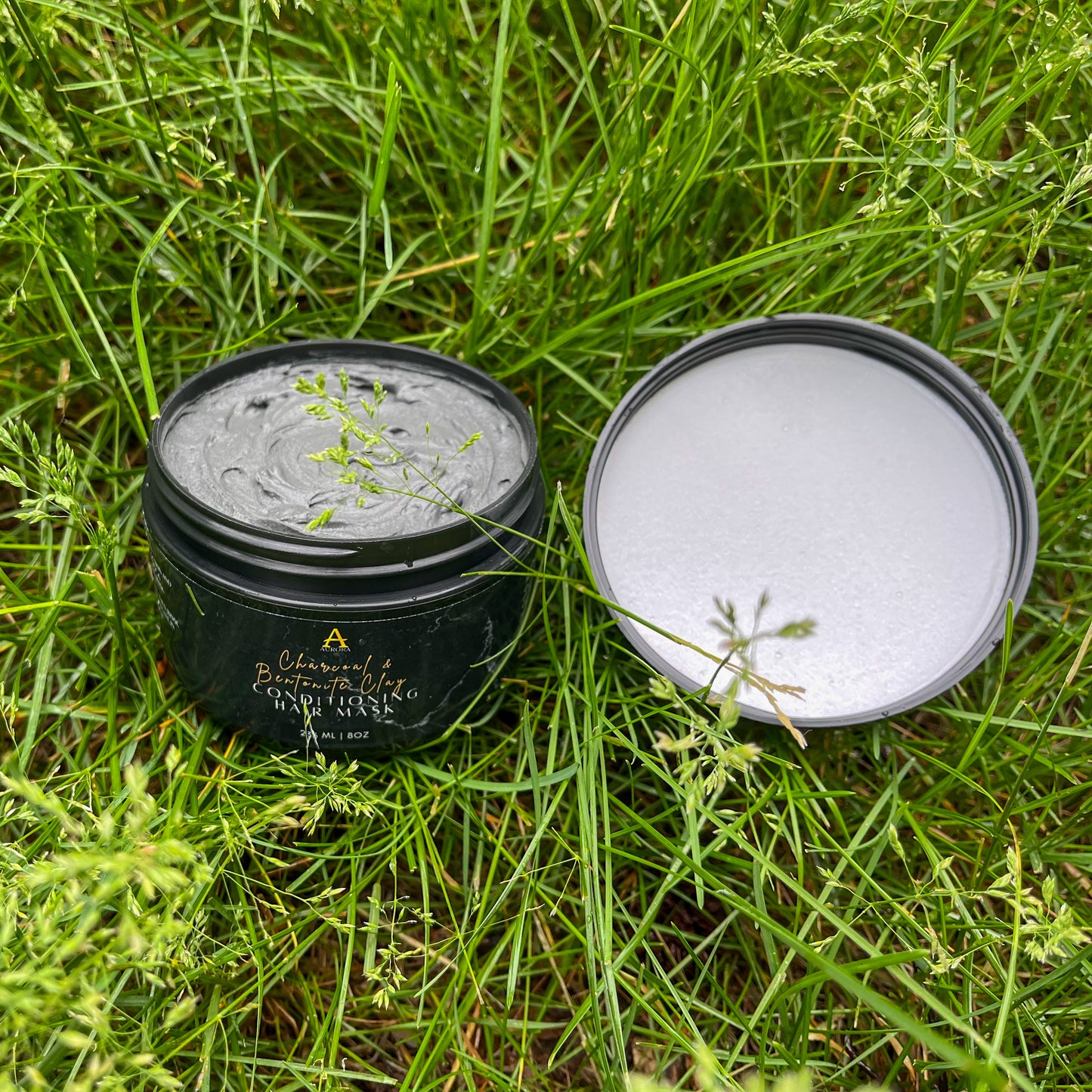 Charcoal & Bentonite Clay Conditioning Mask